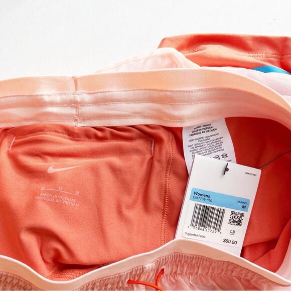 Nike Women's Icon Clash Tempo Luxe Mid-rise Running Shorts - Picture 5 of 7